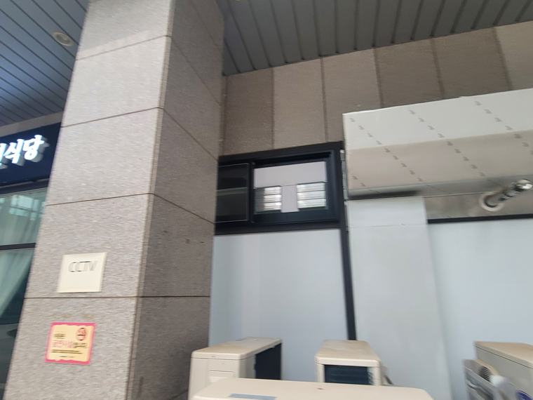 상가 창문 환풍기 설치 시공 후